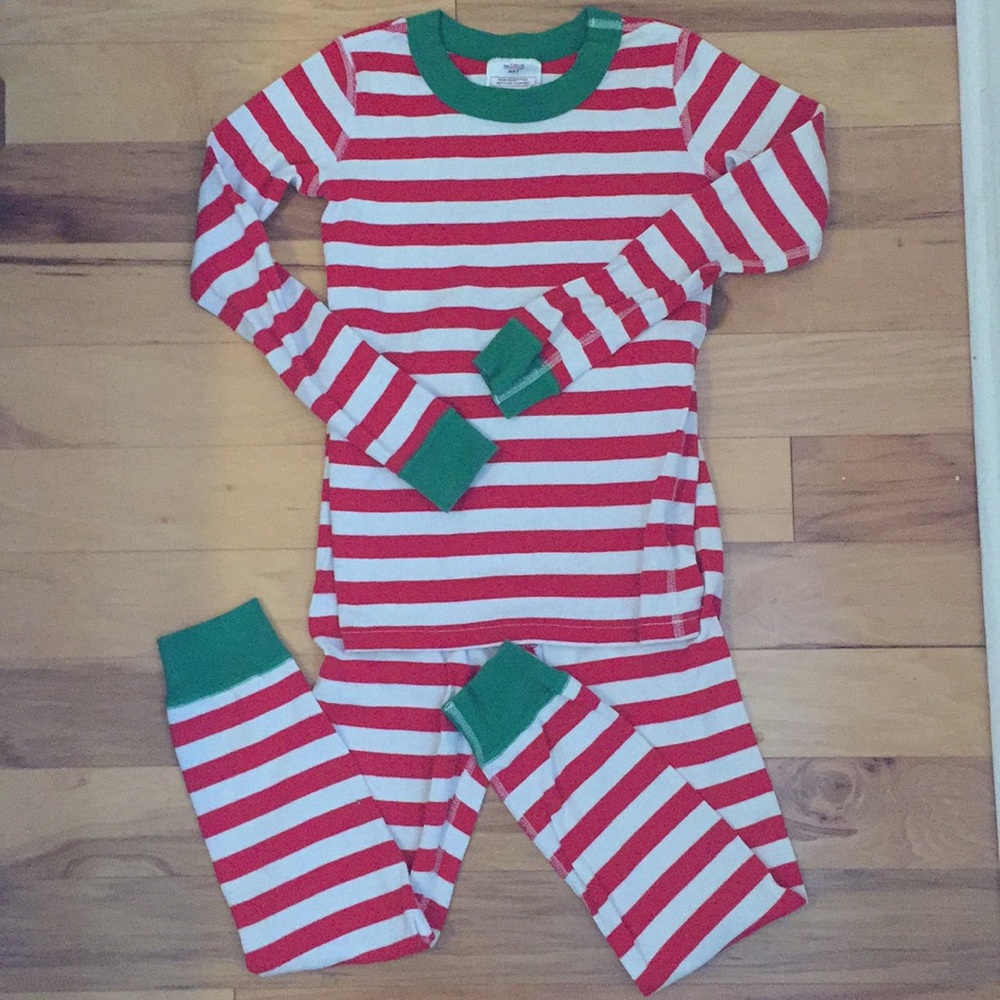 Hanna jammies two pair.